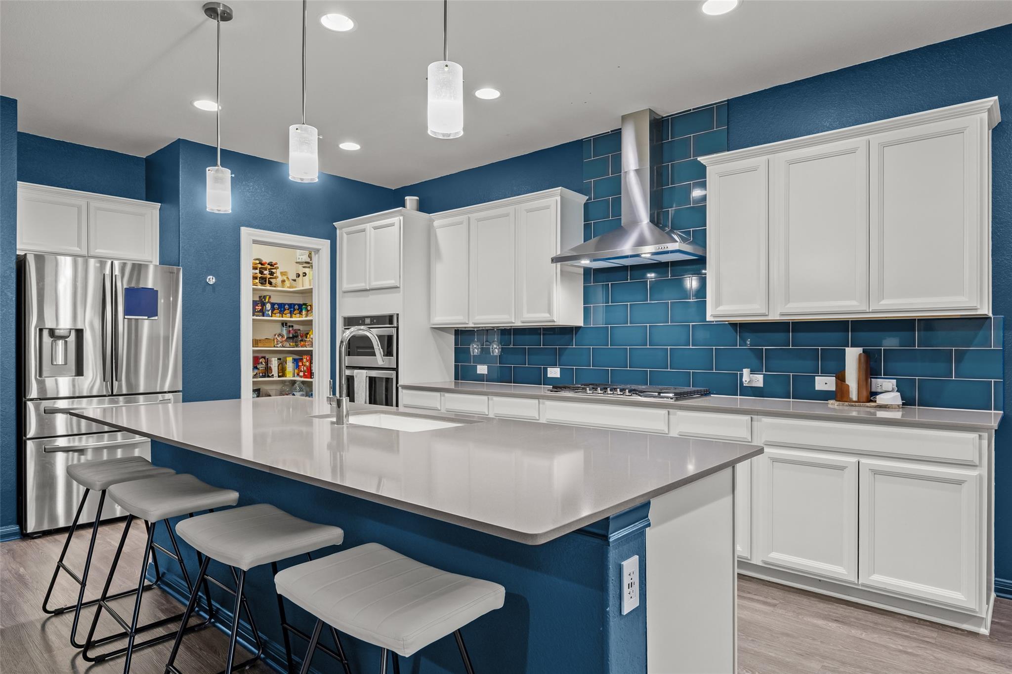 400  Bayberry Cir photo 4