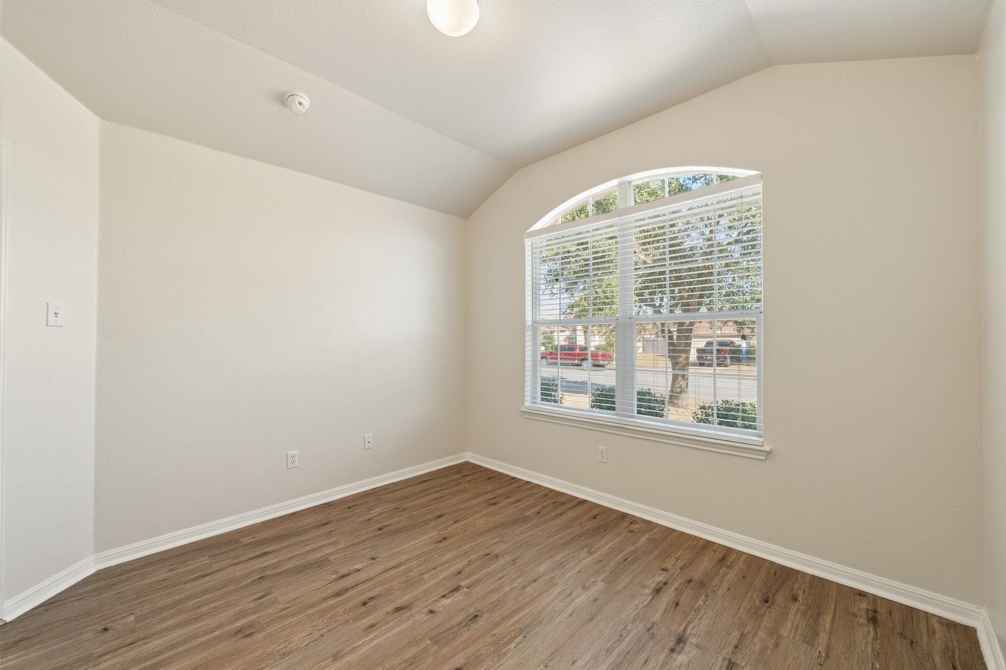 1401  Muddy Waters Dr photo 5