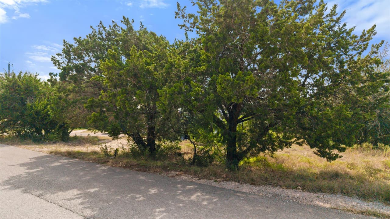 17511  Panorama Dr photo 2